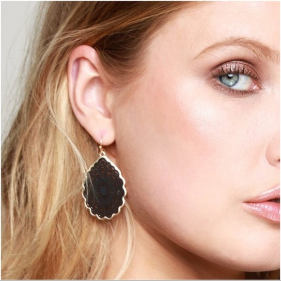 LAST PAIR! Wine Mandala Teardrop Earrings - Picture 3 of 3